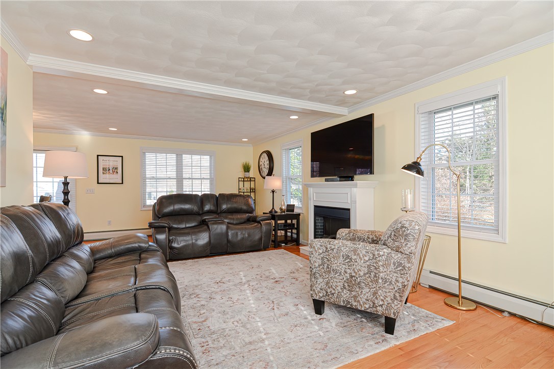 9 Elm Farm Drive