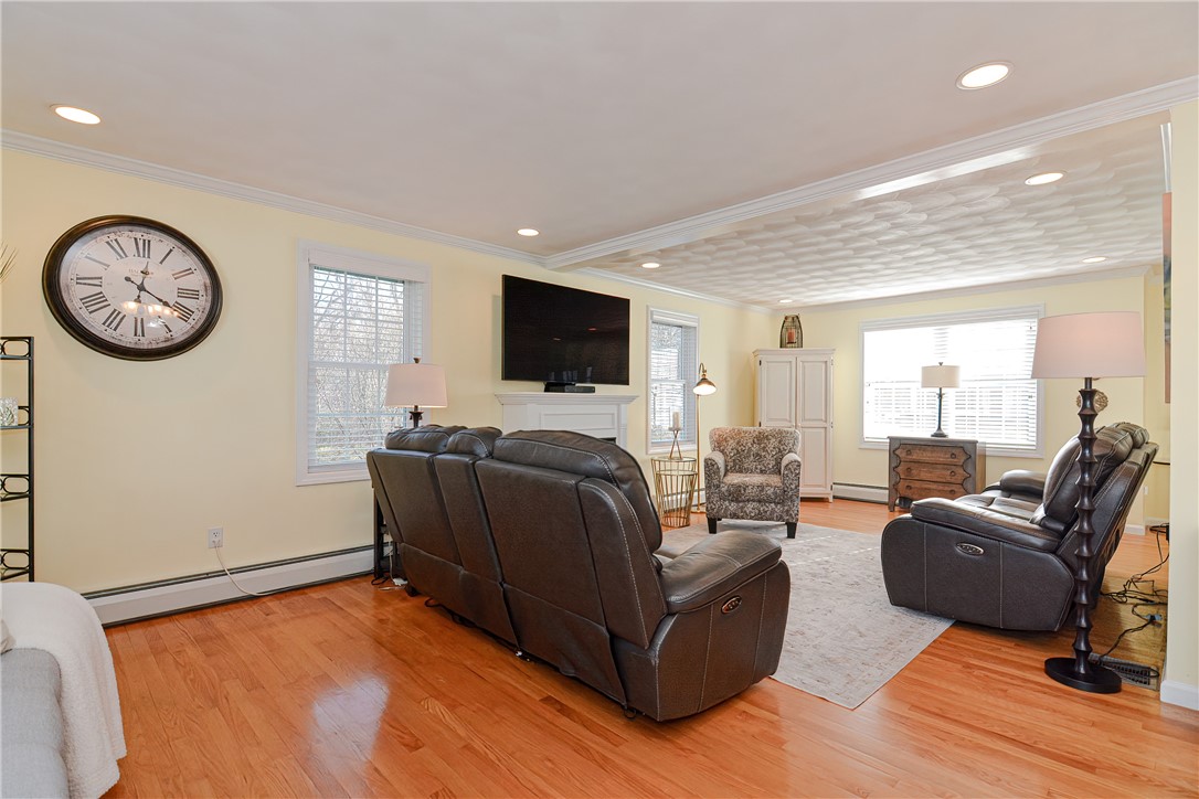 9 Elm Farm Drive
