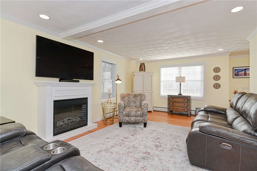 9 Elm Farm Drive