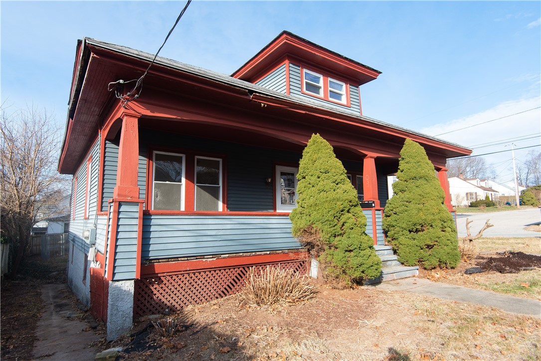 14 Middle Street