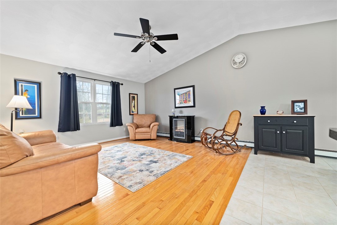 18 Burlingame Drive