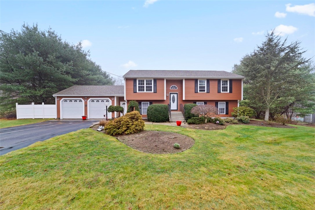 18 Burlingame Drive