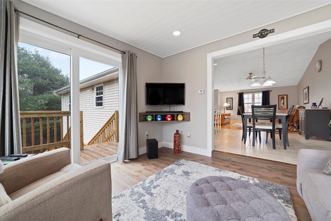 18 Burlingame Drive