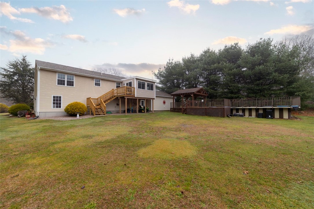 18 Burlingame Drive