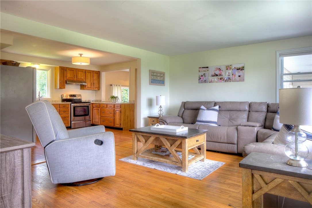 1230 East Main Road