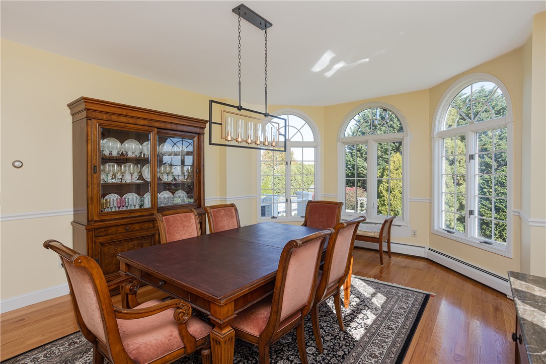 5 Julia Court