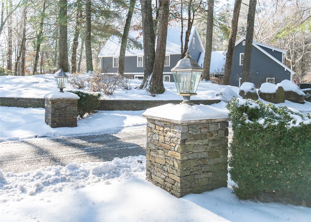 115 Woodbridge Drive