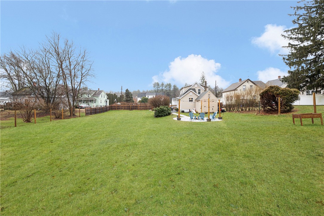 156 Railroad Avenue