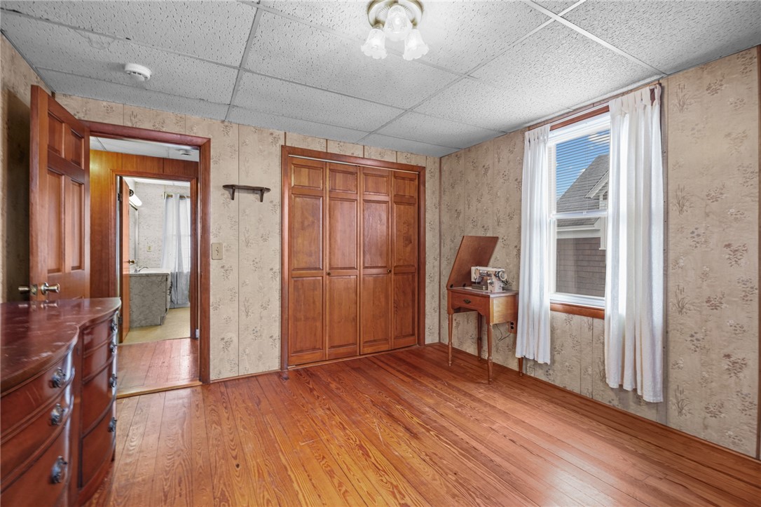 30 Manson Ave