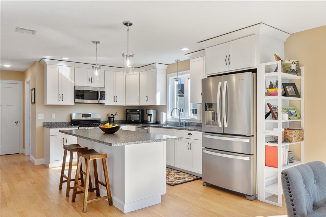 200 Windward Way