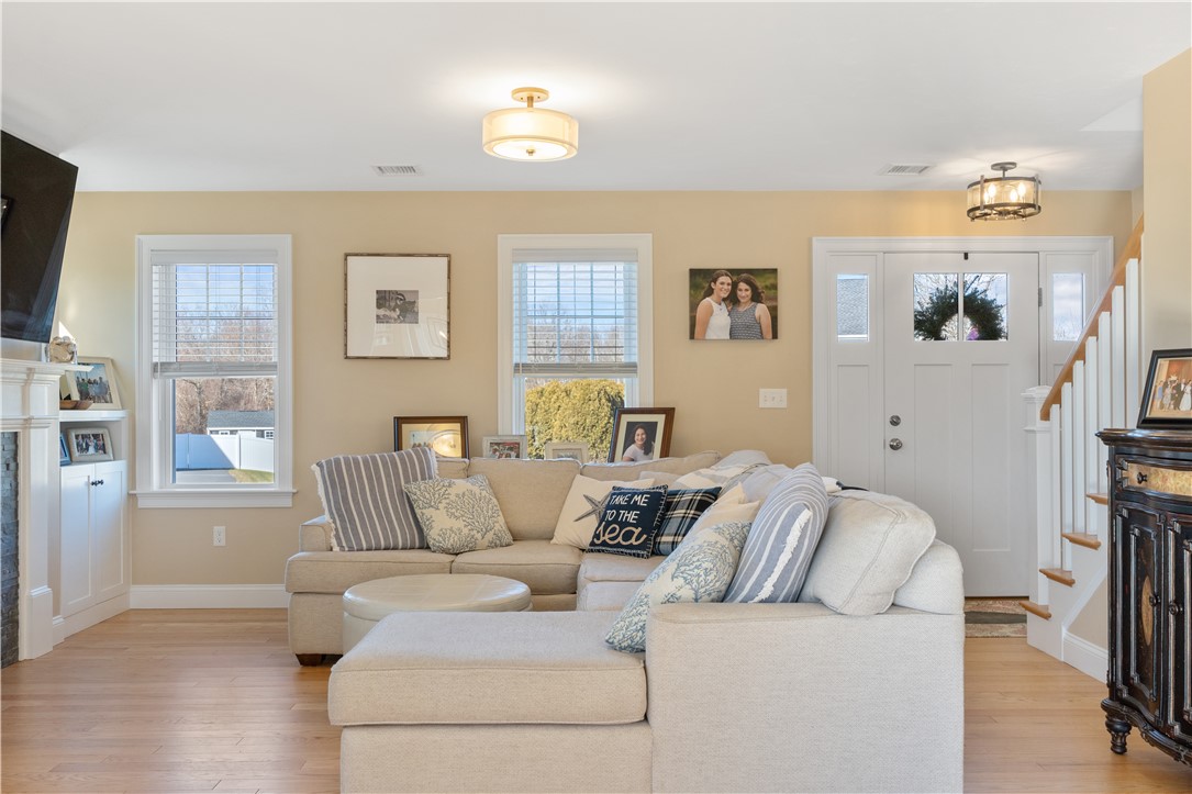200 Windward Way