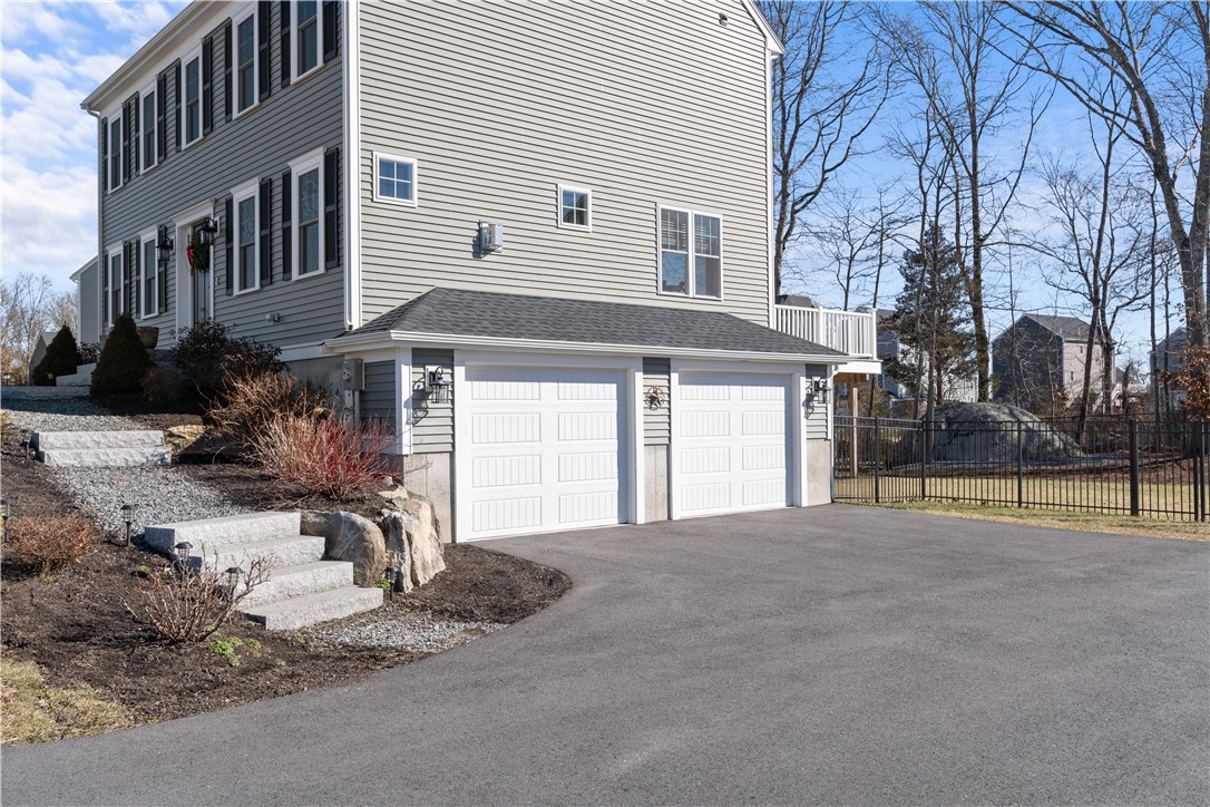 200 Windward Way