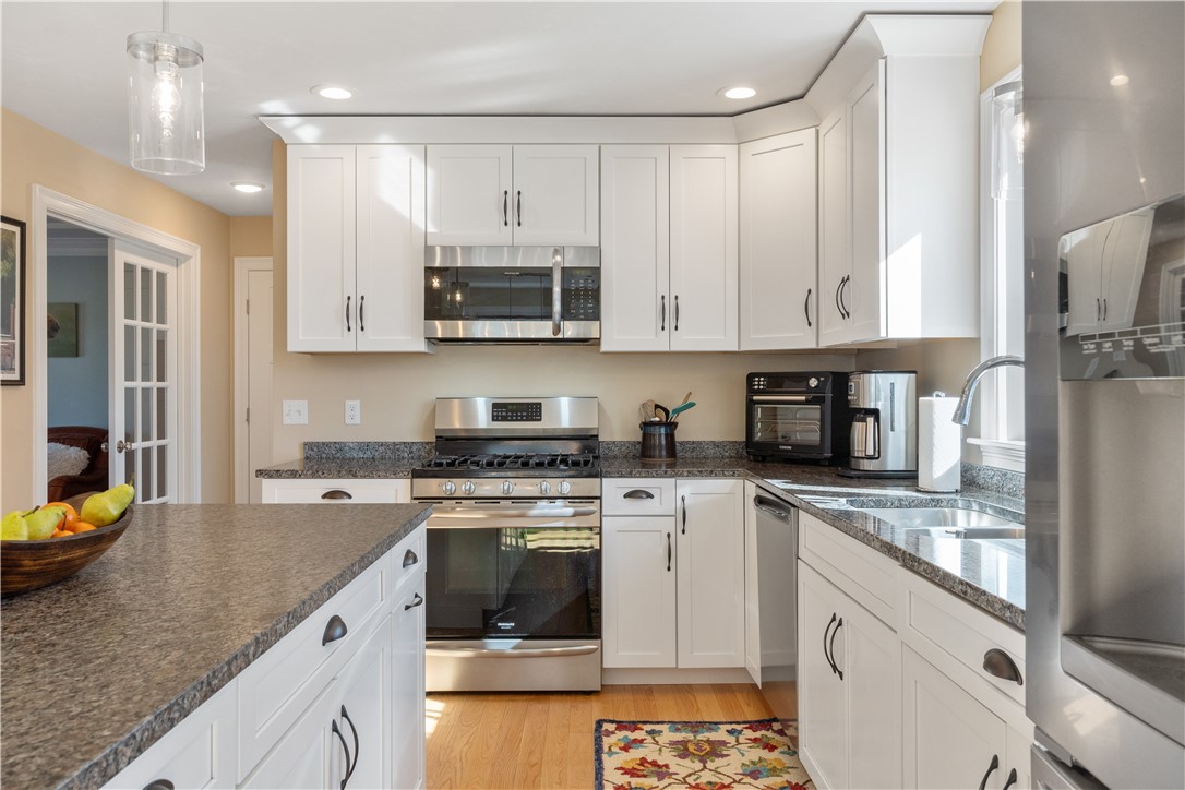 200 Windward Way