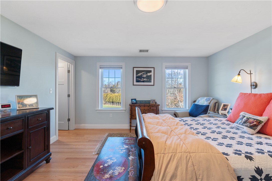 200 Windward Way