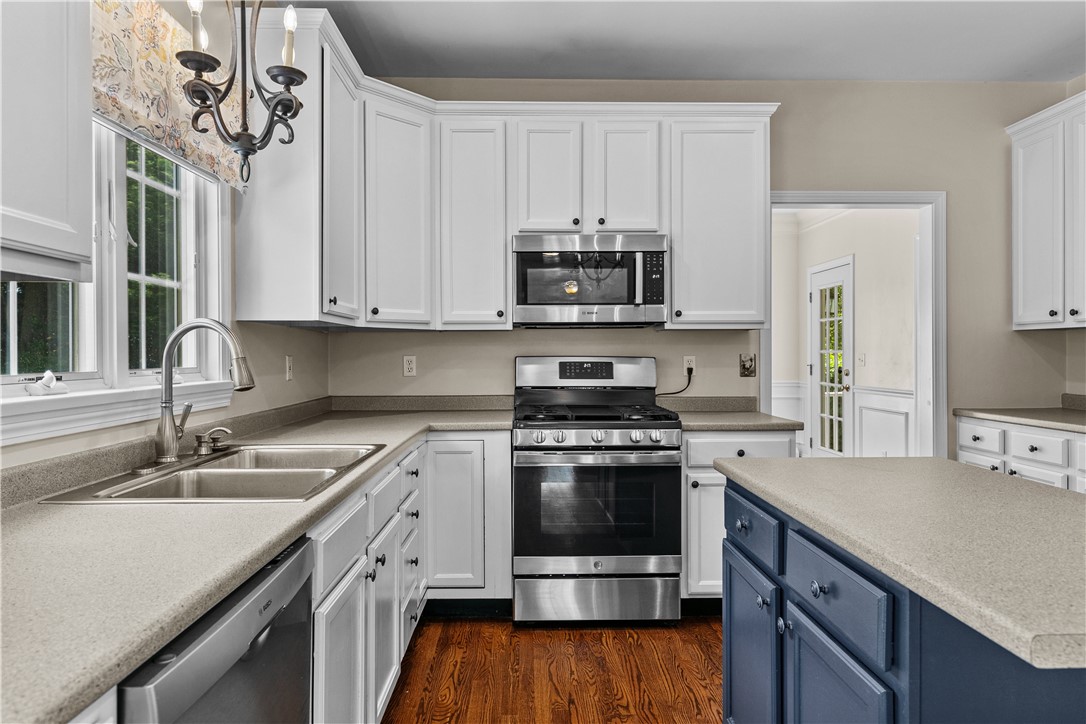 52 Pequot Lane