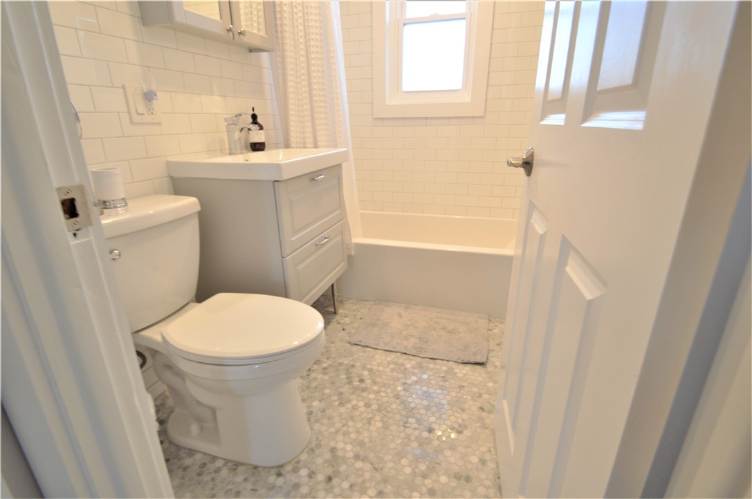 70 Carroll Avenue 107