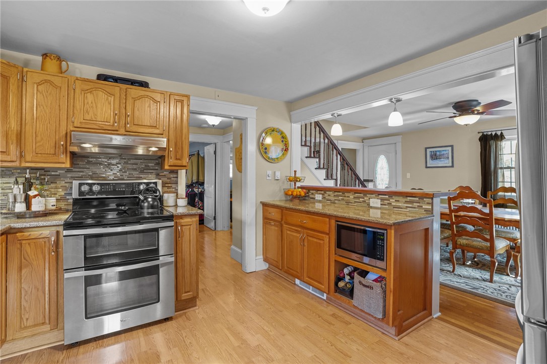 21 Maple Avenue