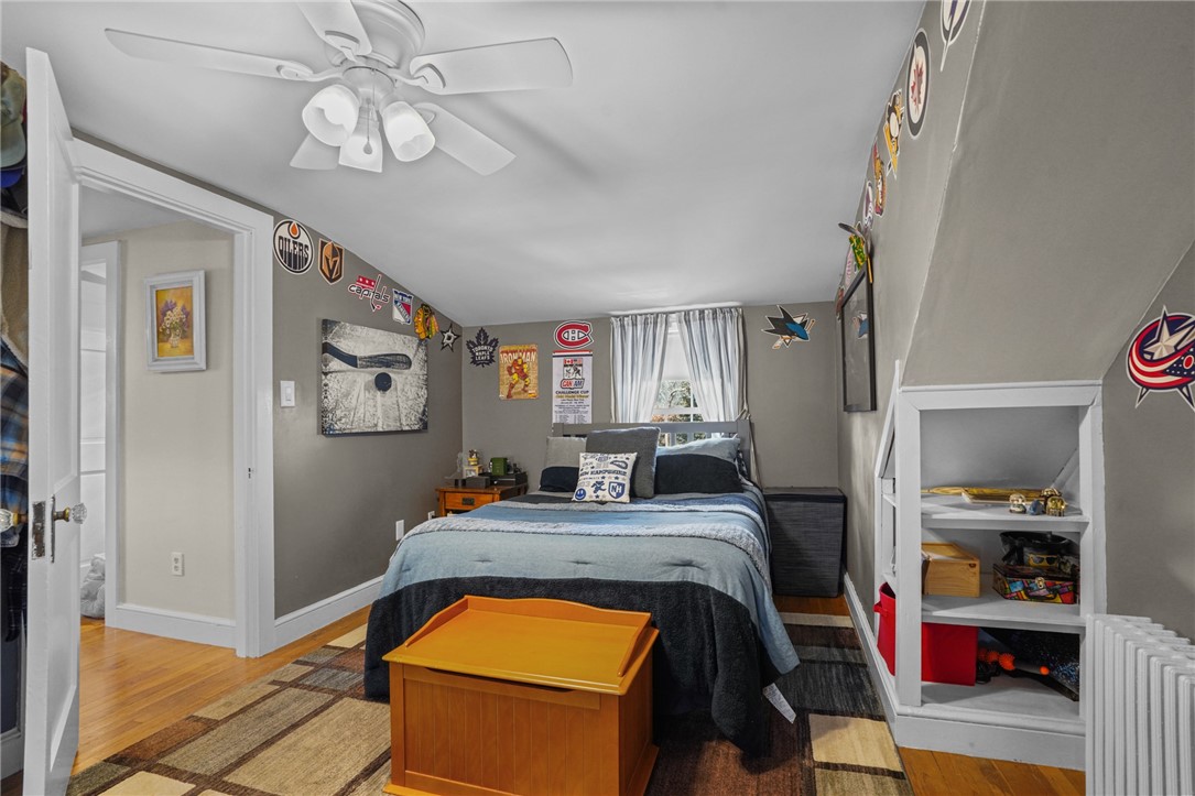 21 Maple Avenue