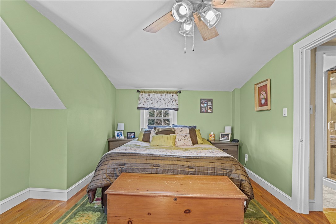 21 Maple Avenue