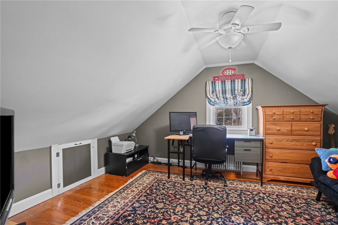 21 Maple Avenue