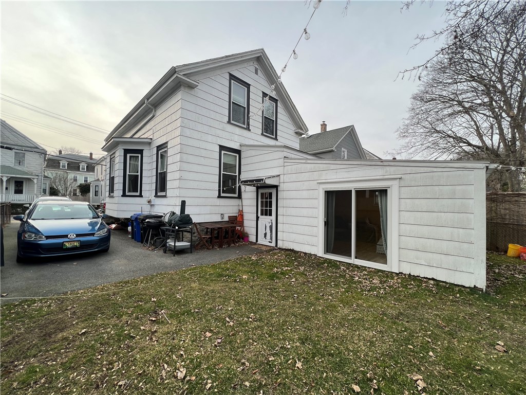 7 Congdon Avenue