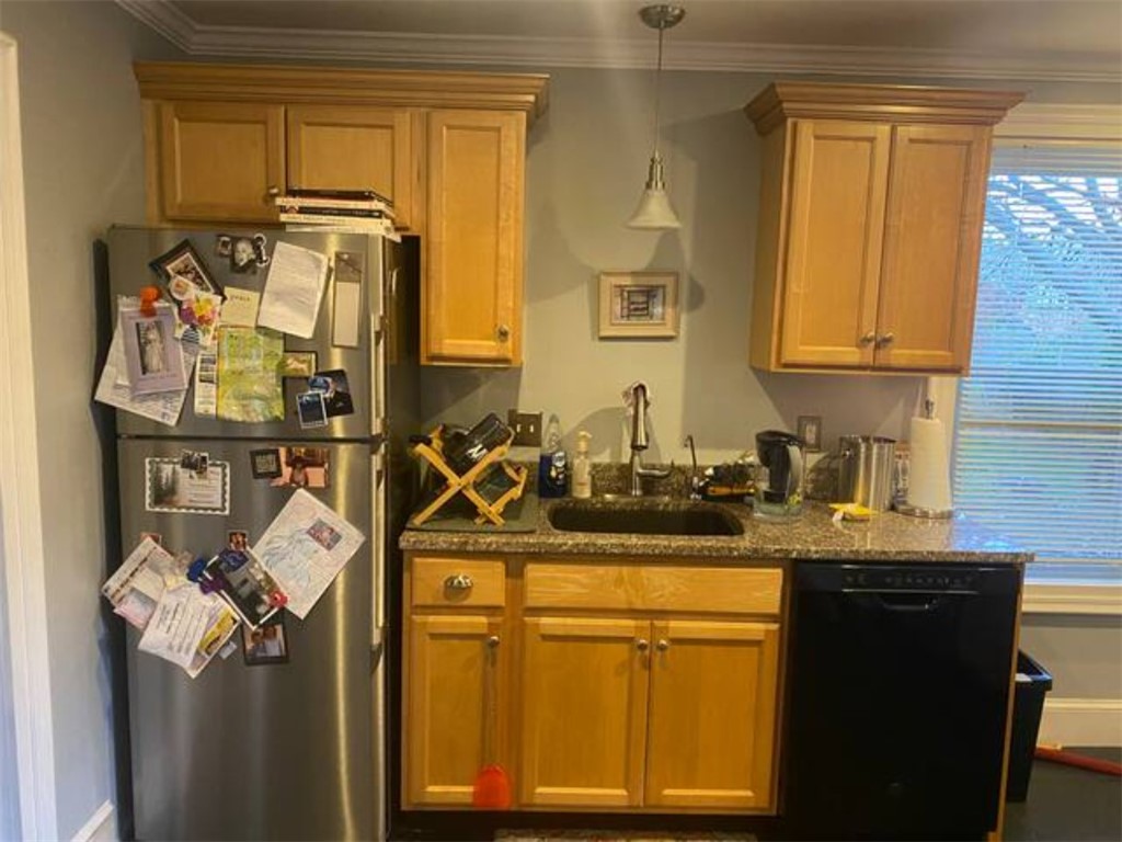 9 Livingston Place