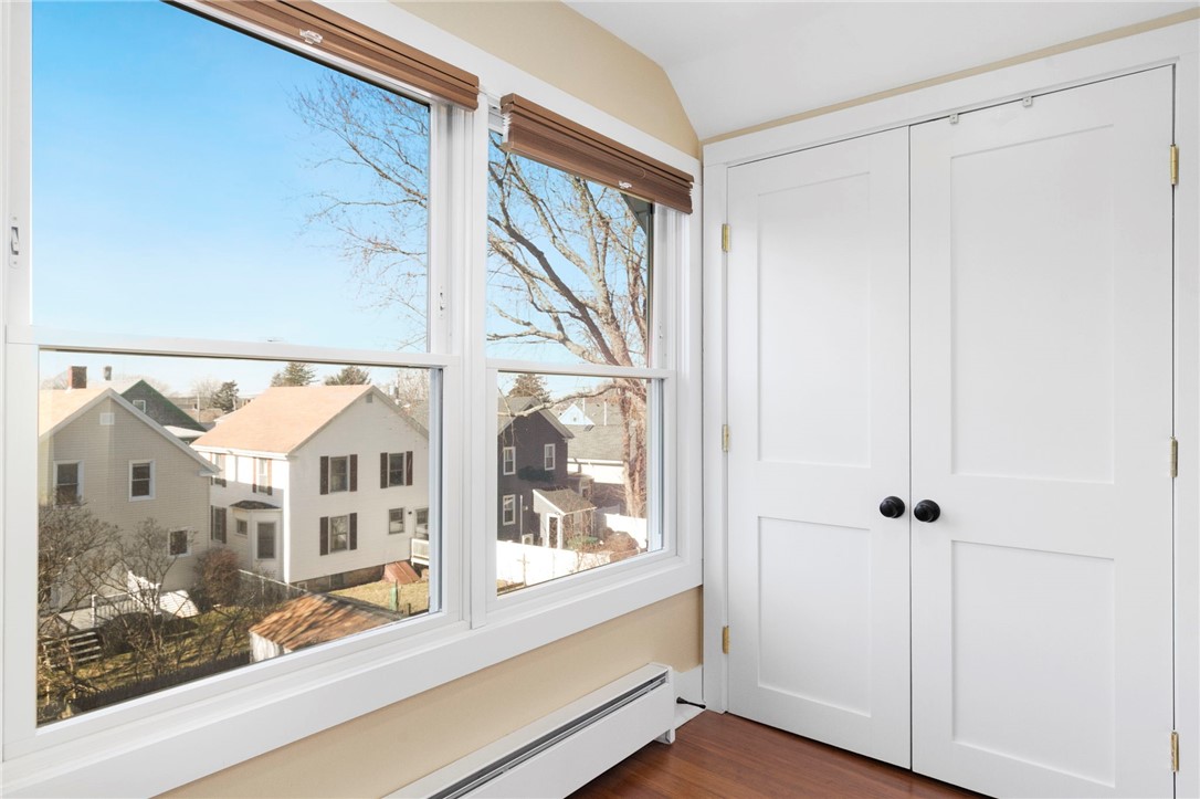 34 Hall Avenue