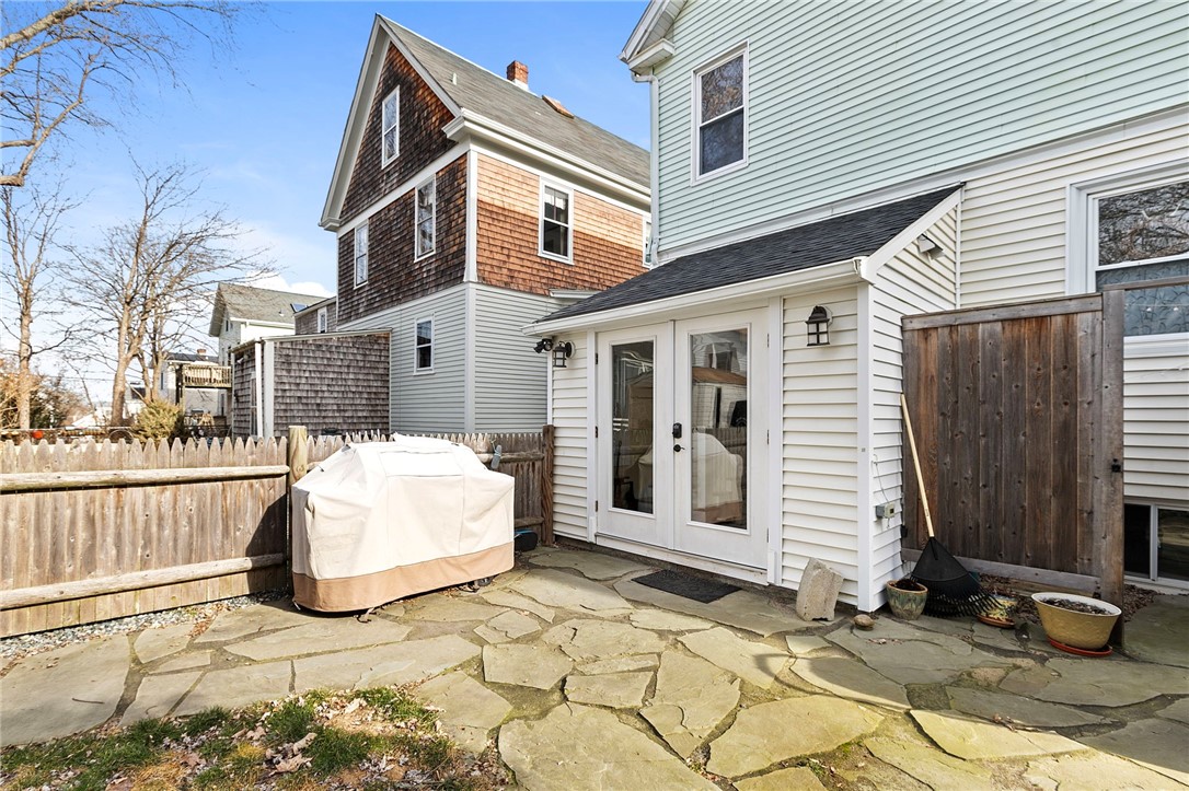 34 Hall Avenue