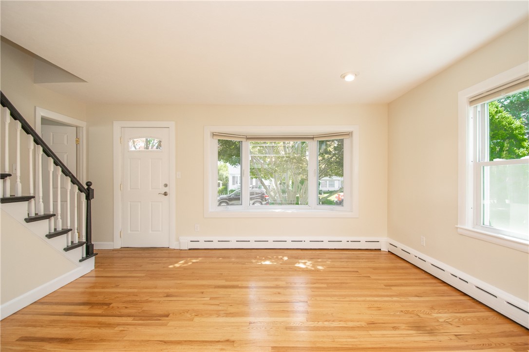 64 Holliston Avenue