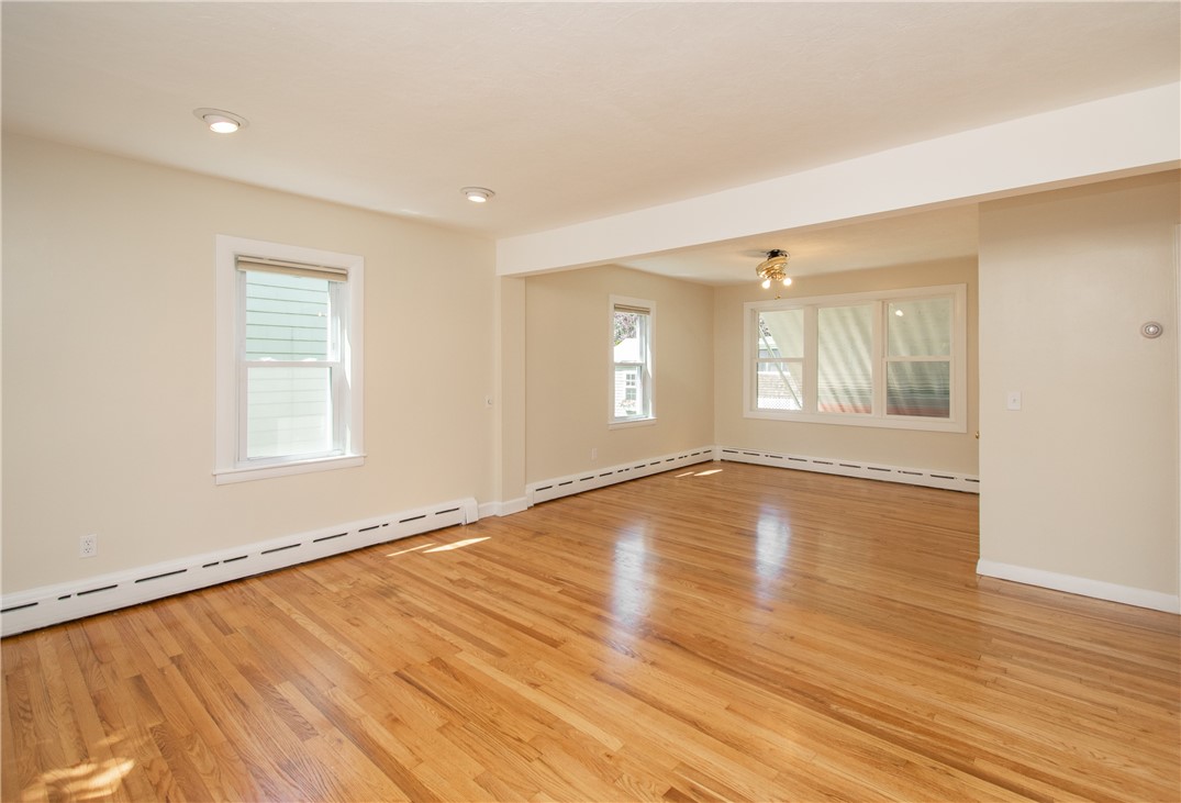 64 Holliston Avenue