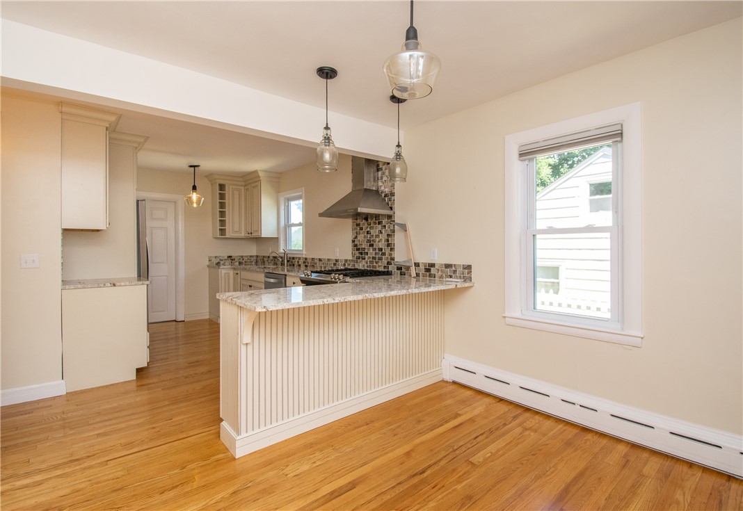 64 Holliston Avenue