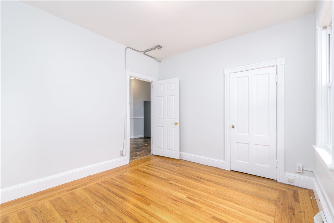 24 Africa Street 1