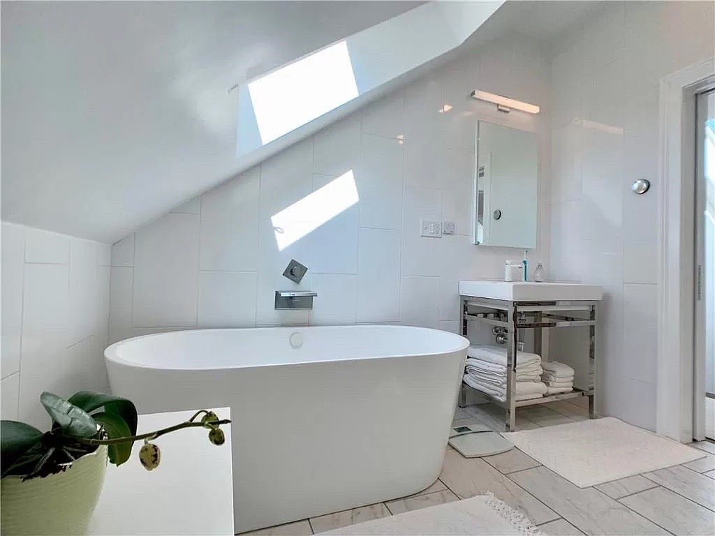 495 Spring Street #2