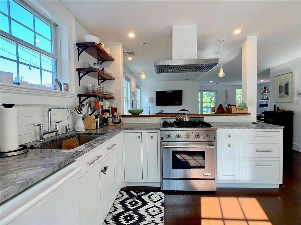 495 Spring Street #2