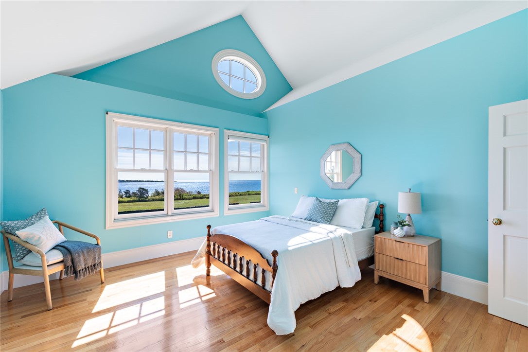 597 Beavertail Road