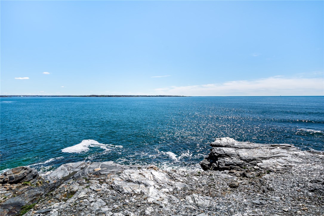 597 Beavertail Road