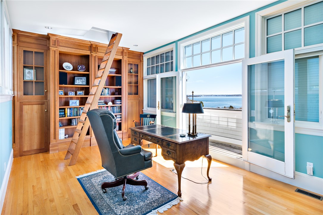 597 Beavertail Road