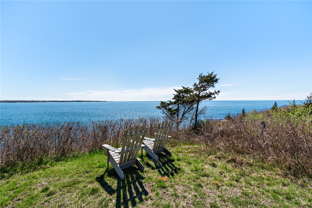597 Beavertail Road