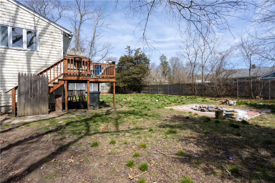 2 Lakeview Drive