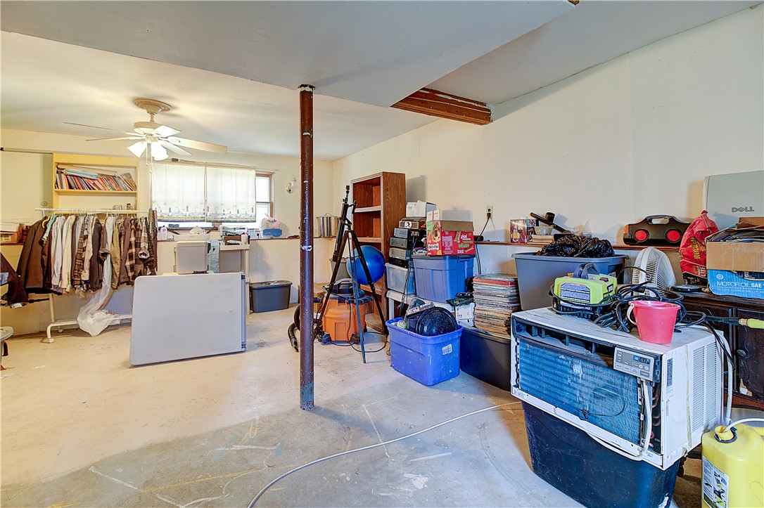 2 Lakeview Drive