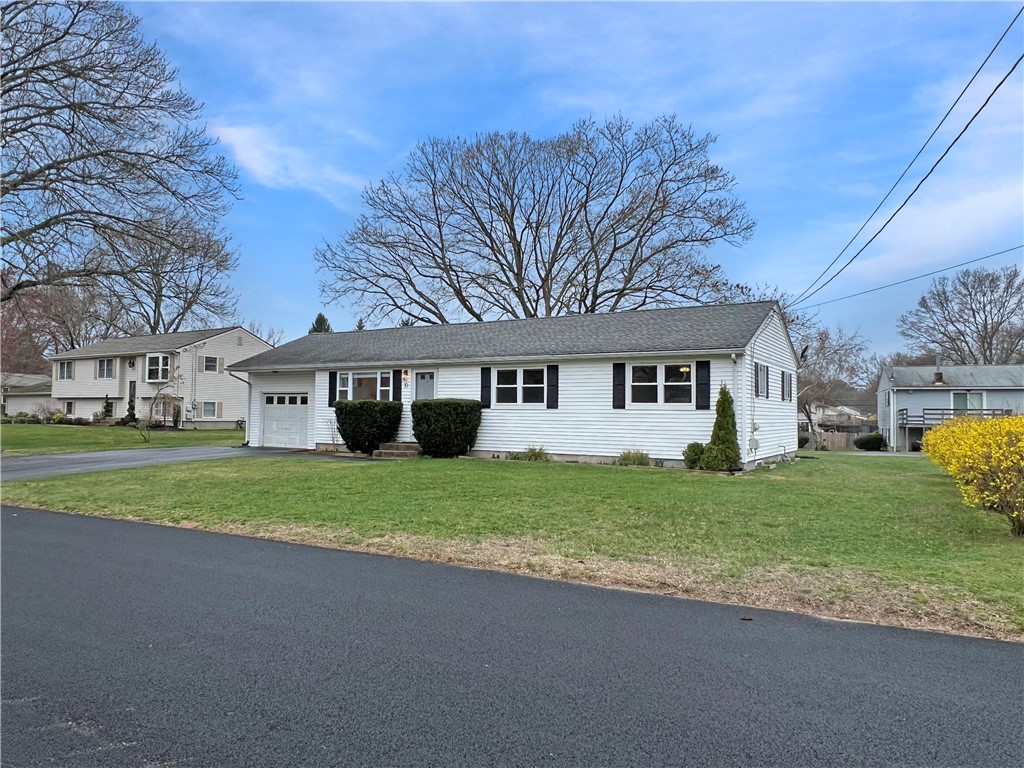 10 Longfellow Drive