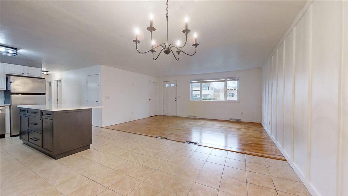 10 Longfellow Drive