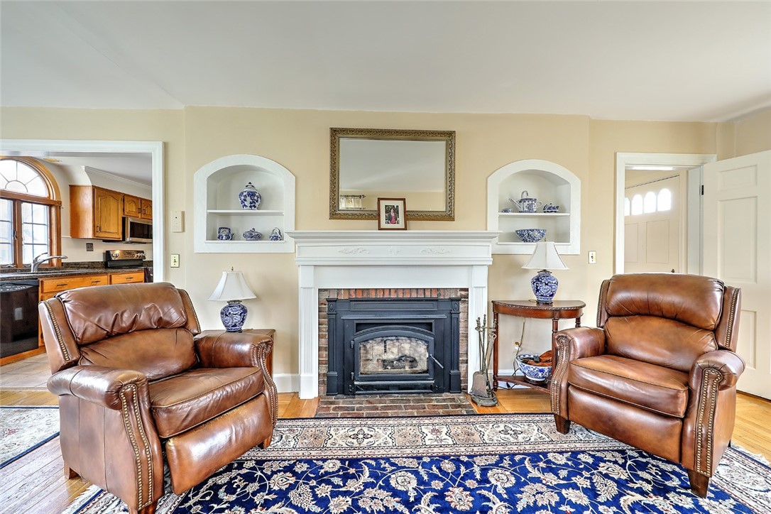 4 Palmer Avenue