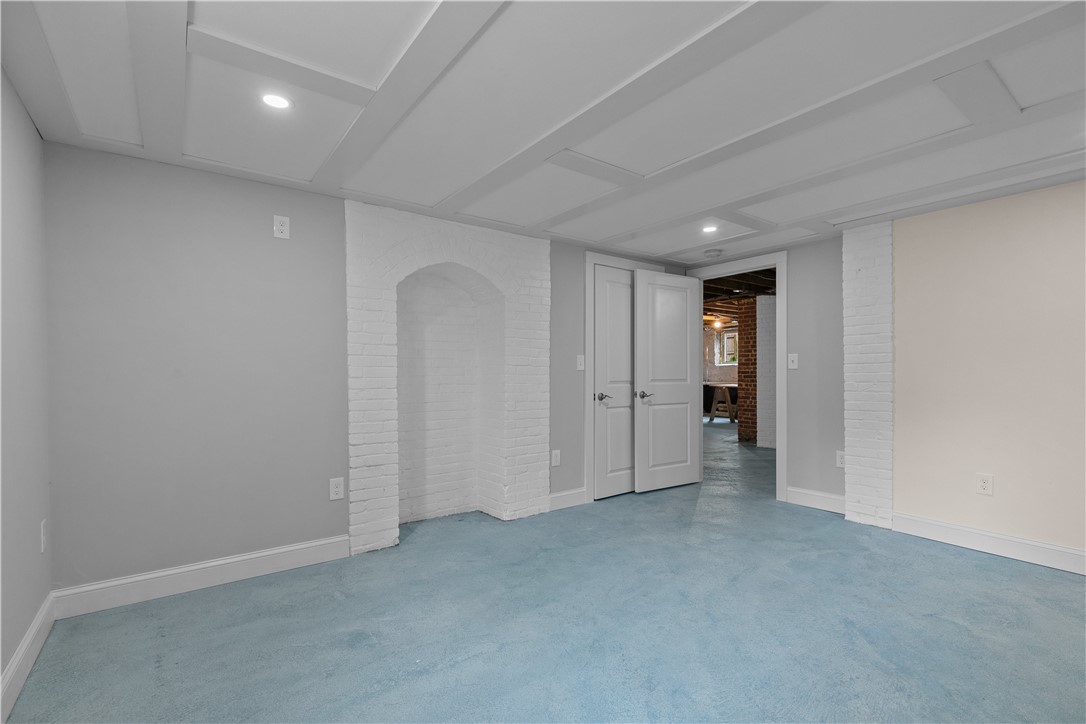 253 Broadway