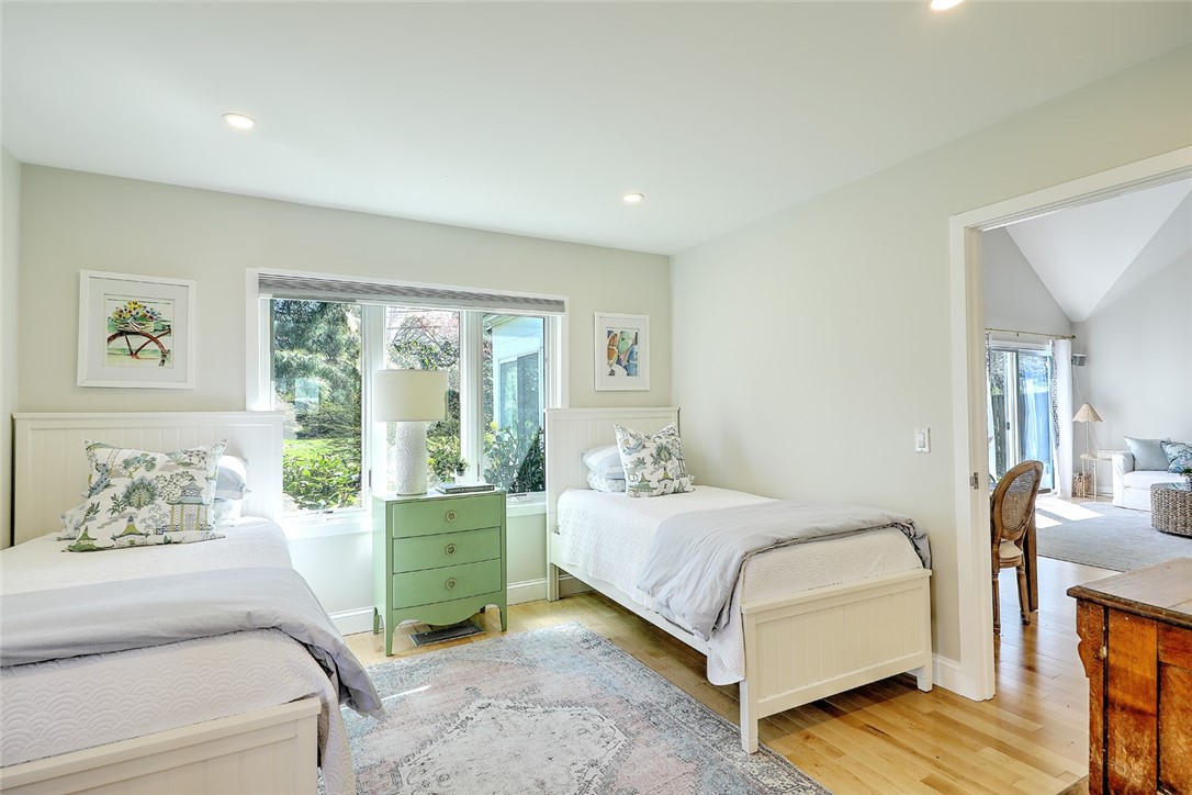 23 Bagy Wrinkle Cove