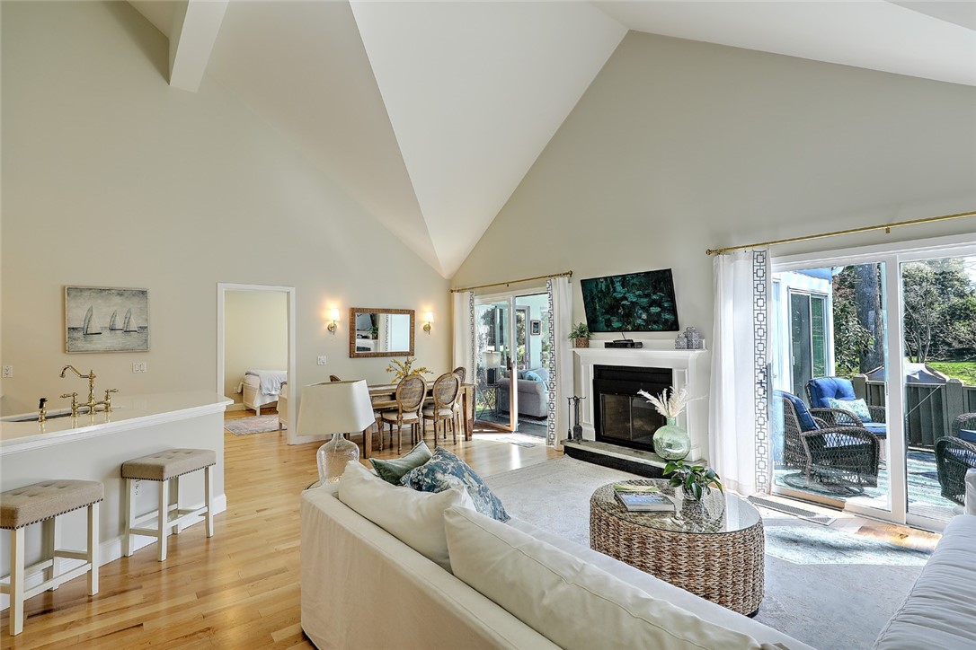 23 Bagy Wrinkle Cove