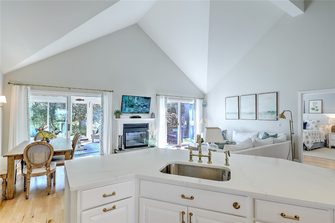 23 Bagy Wrinkle Cove