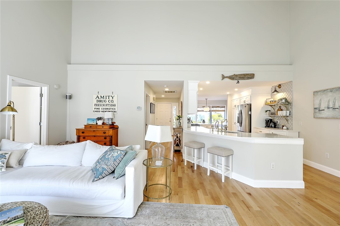 23 Bagy Wrinkle Cove