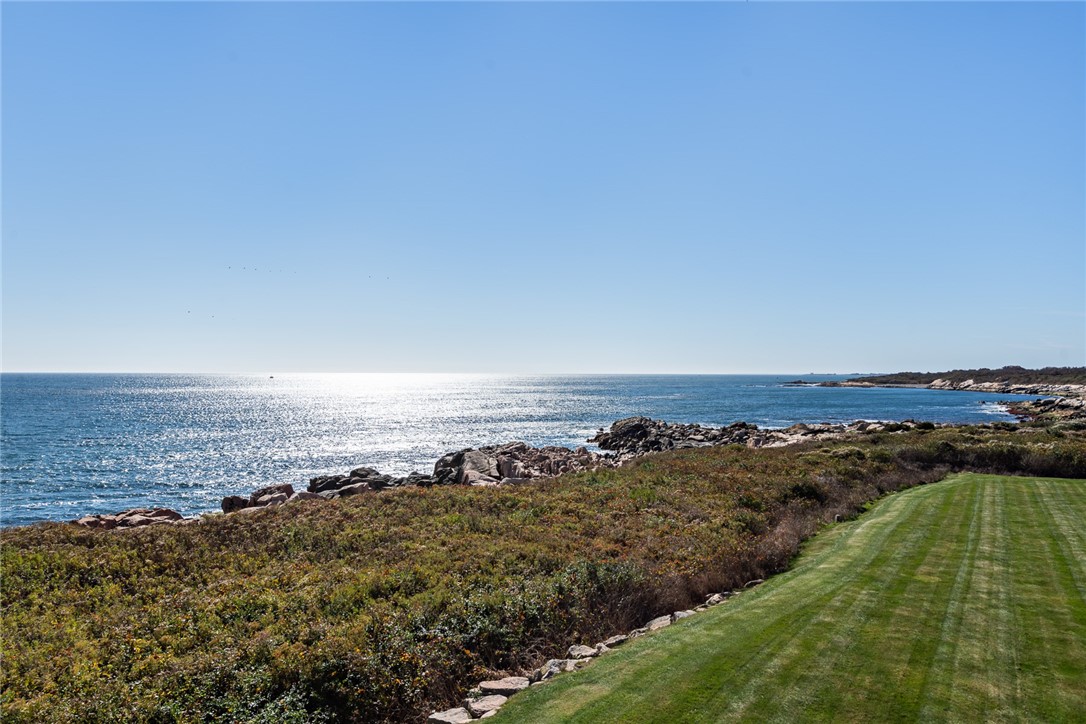 41 Bass Rock Road