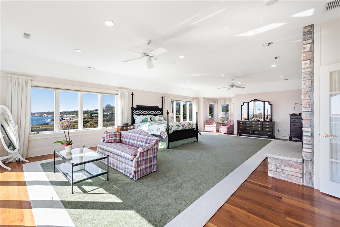 41 Bass Rock Road